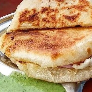 Dogra Kaladi Cheese & Kulcha